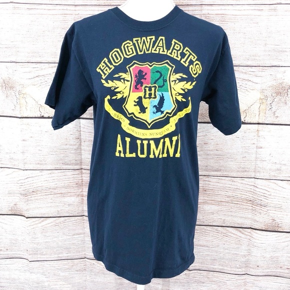 Universal Studios Wizarding World Blue Hogwarts Alumni Short Sleeve Tee Size XL - Picture 1 of 9